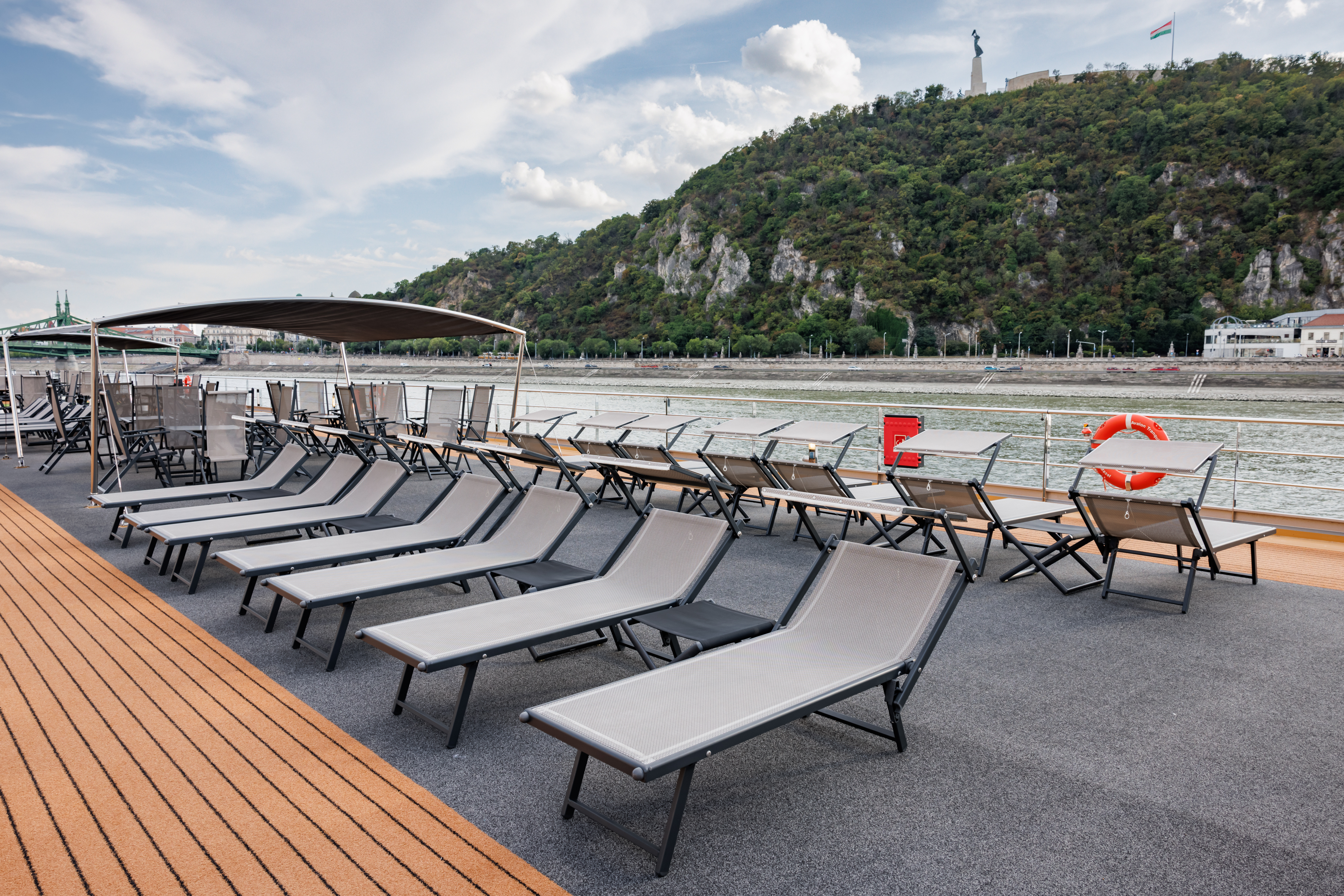 Avalon Tranquility II - Sky Deck